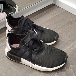 Adidas NMD black pink size 5